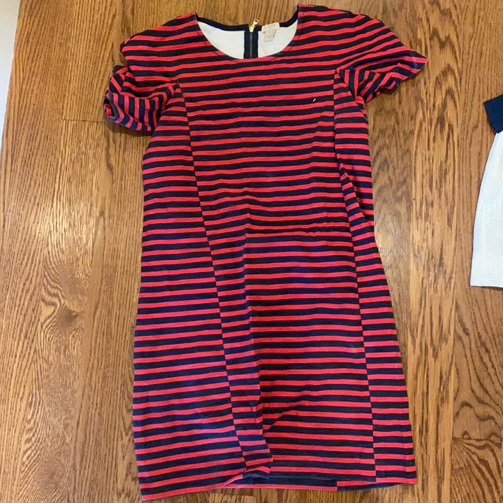 Short sleeve stripped dress
